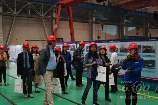 開啟工程機械之都體驗之旅 中外媒體觀摩團到訪山河智能