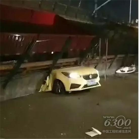 三一設備吊起被壓車輛，后續救援仍在進行