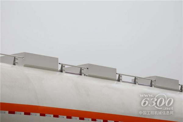 中集凌宇新款鋁合金易燃液體運輸車，來了！