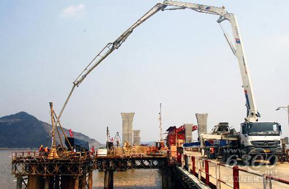 浙江臺州玉環吊船灣建起海上高速橋