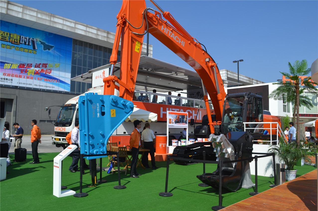 BICES 2015——日立建機展臺風采