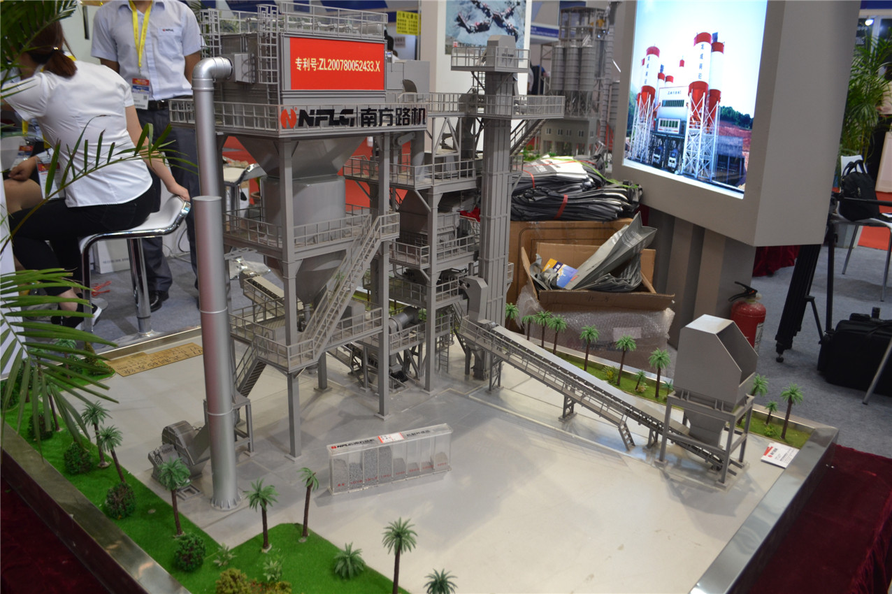 BICES 2015——南方路機展臺風采