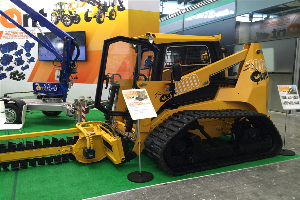 Bauma China 2016——Kovrov Electromechanical Plant展臺風采