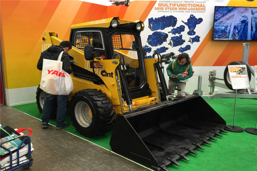 Bauma China 2016——Kovrov Electromechanical Plant展臺風采