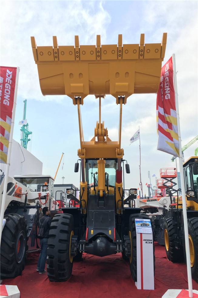 Bauma China 2016——德州德工機械有限公司展臺風采