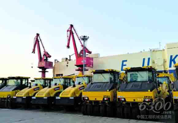 徐工20余臺道路機械批量發往阿爾及利亞