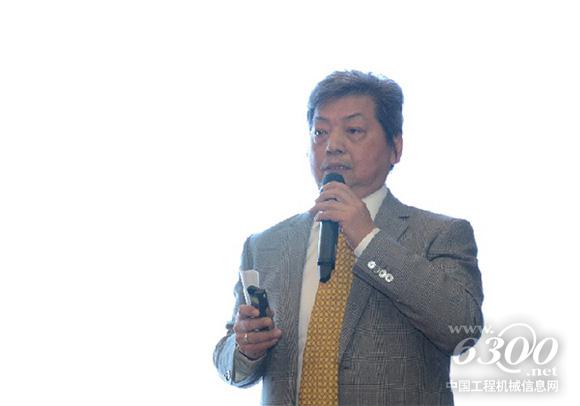 卡特彼勒（青州）有限公司全球渠道、銷售及市場營銷總監溫立成講話