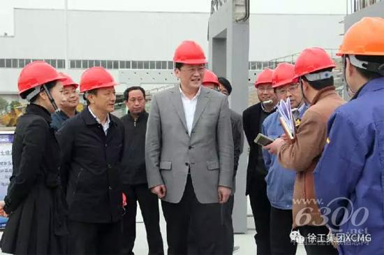 徐州市市委常委、開發區黨工委書記王強到徐工現場辦公