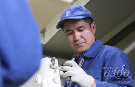 打破國外壟斷神話