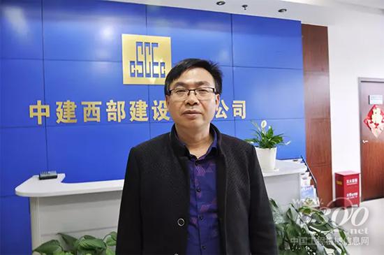 柳工裝載機的忠實用戶張先生