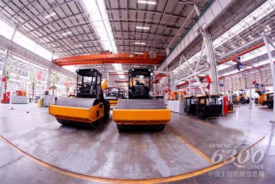 三一全液壓壓路機成為全球路面設備的“一匹黑馬”
