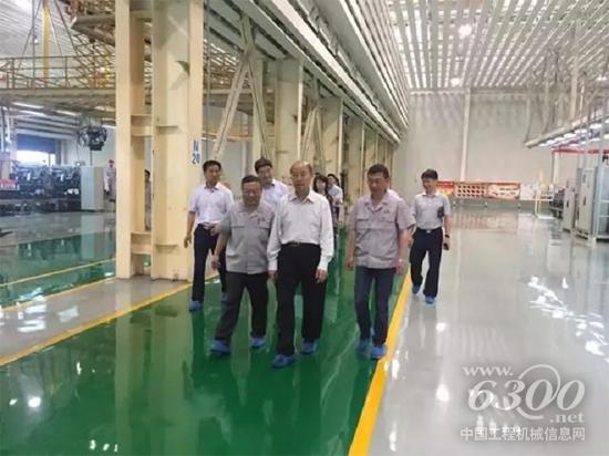 參觀調研