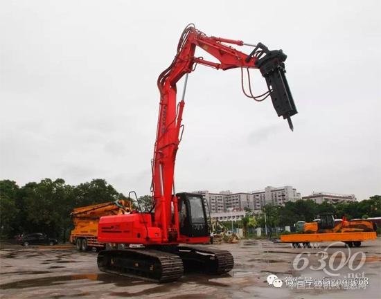 搶險救災利器——廈工多功能智能挖掘機
