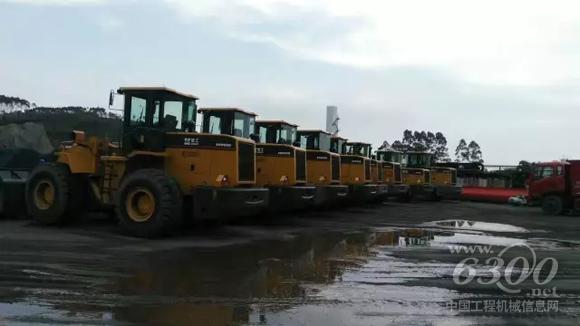 廈工裝載機批量加盟粵北聯合鋼廠