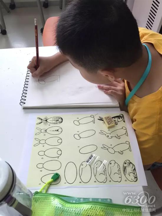 少年的心，在“卡特彼勒英語夏令營”揚帆起航