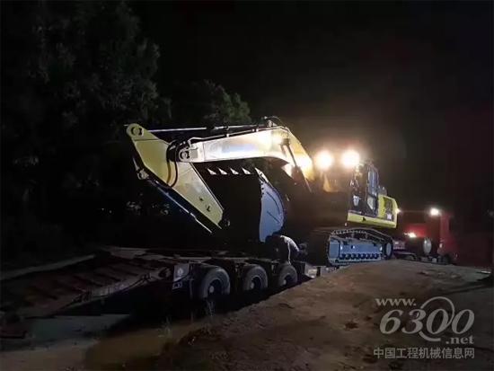 集結挖掘機設備