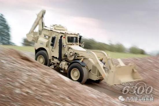 JCB 軍工產品系列之二：高速軍用兩頭忙