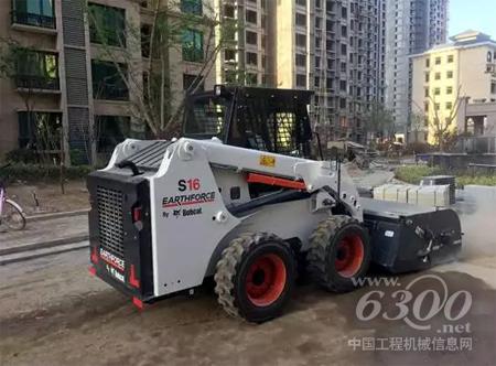 山貓 Earthforce S16滑移裝載機