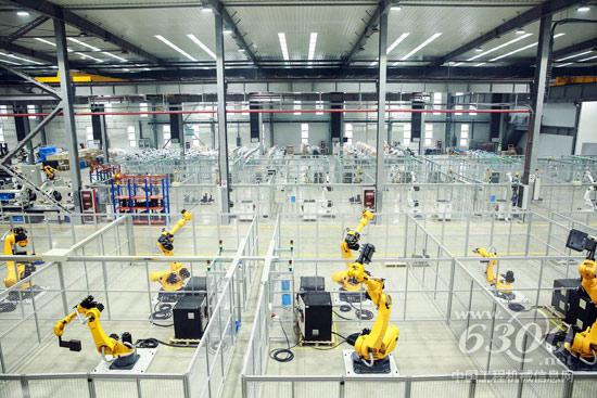 項目一期機器人及成套設備產能達9000臺/套，完全建成后預計產能將提升8倍，交貨周期縮短6成