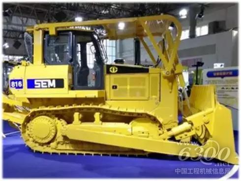 面向海外的SEM816森林型推土機