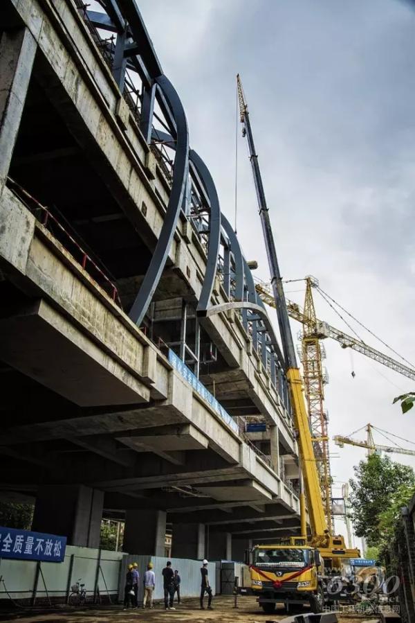 在鄭州，XCT25助力軌道交通建設