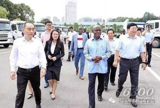 幾內亞比紹總統若澤?馬里奧?瓦斯一行到訪中聯重科