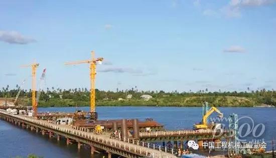 中聯重科助建坦桑尼亞基甘博尼大橋