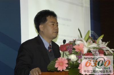 星馬集團公司董事長劉漢如