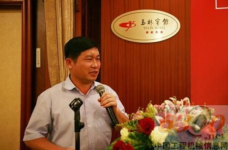 李天生會見參會經銷商時講話
