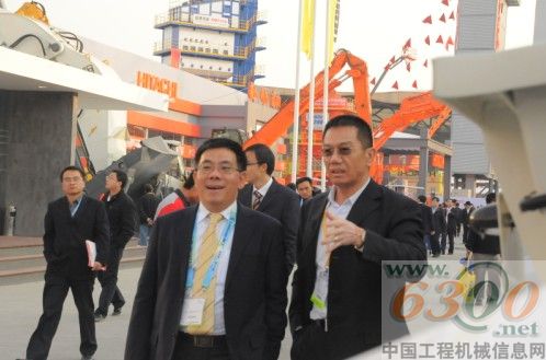 鴻得利，寶馬展