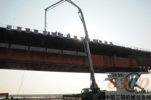 鴻得利，崇啟大橋