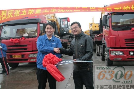 玉柴，挖掘機