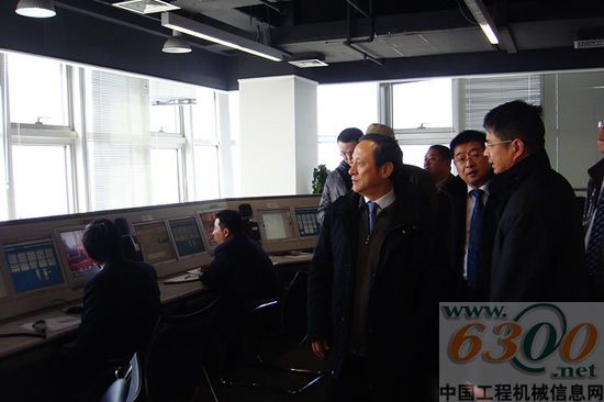 徐工集團與上海國際港務集團簽訂戰略合作協議