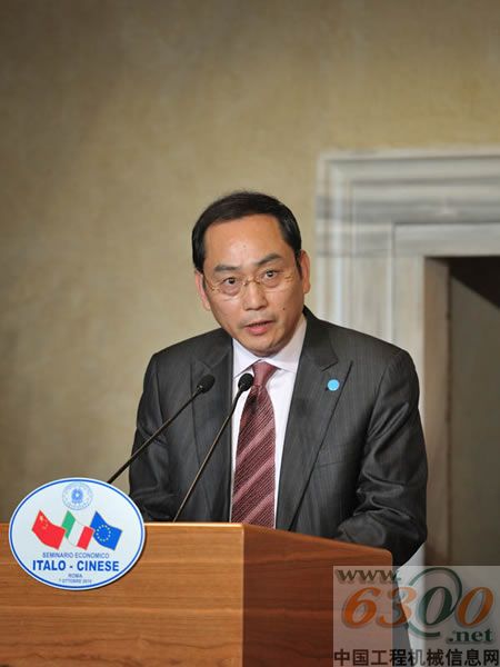 意大利總統為中聯重科詹純新董事長頒發金質獎章