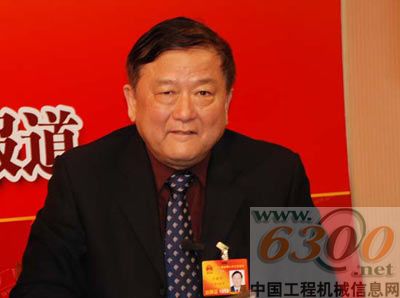 全國人大代表、廣西柳工集團有限公司董事長王曉華