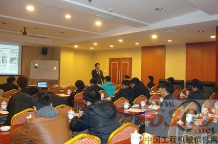 三一重機隆重開展挖掘機操作手培訓交流會