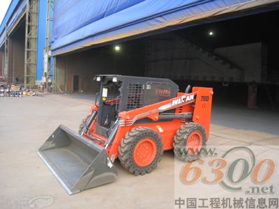 威肯 滑移推砂機