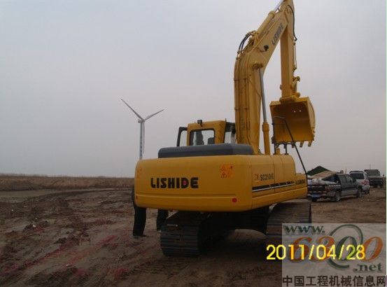 力士德挖掘機助力東營風電產業基地項目