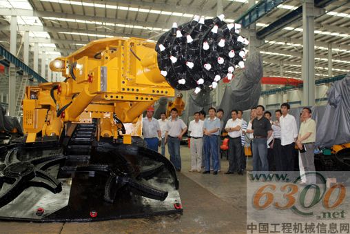 山河礦裝 掘進機