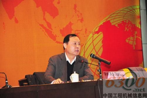 山東臨工2012科學技術獎勵大會盛大開幕
