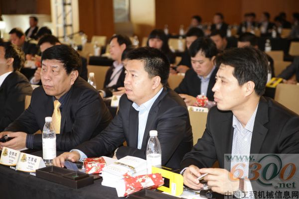 凱斯,工程機械,經銷商,CXB會思考,液壓挖掘機
